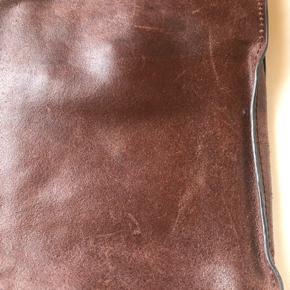 Crossbody Leather with Gold Studs - Picture 7 of 9